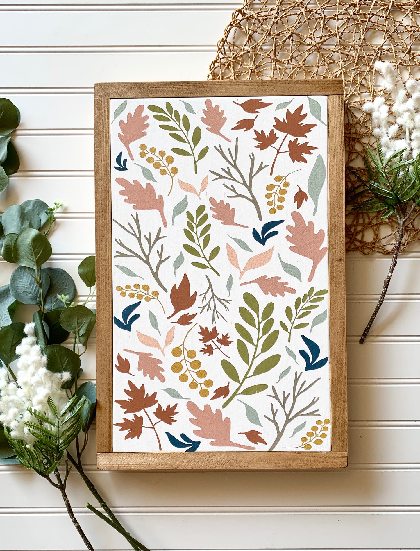 Leaf Pattern Layering Framed Wood Sign